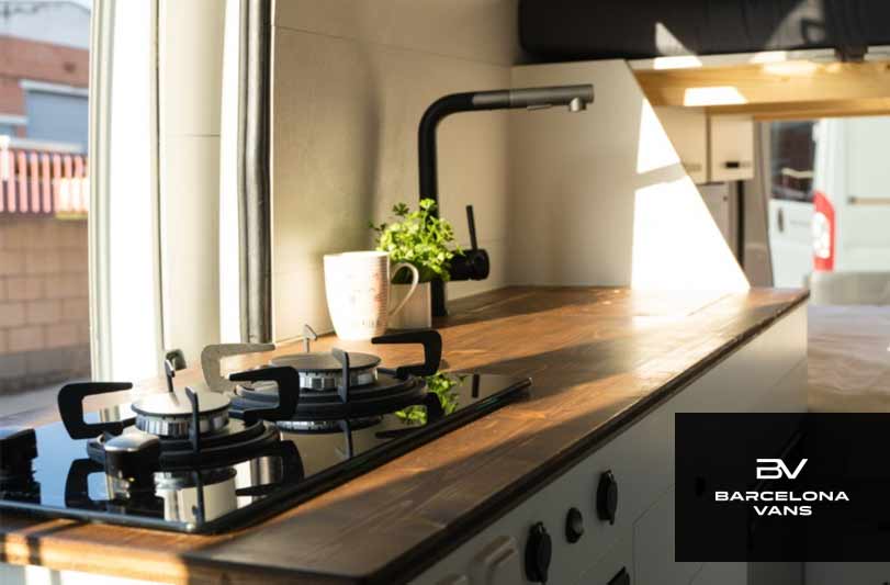 convertir furgoneta camperizada camper